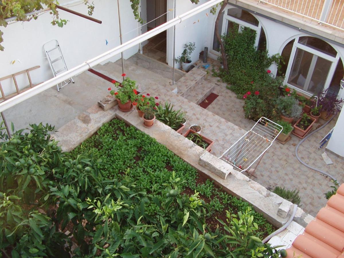 Apartments By The Sea Cove Zarace - Gdinj, Hvar - 2047 Eksteriør billede