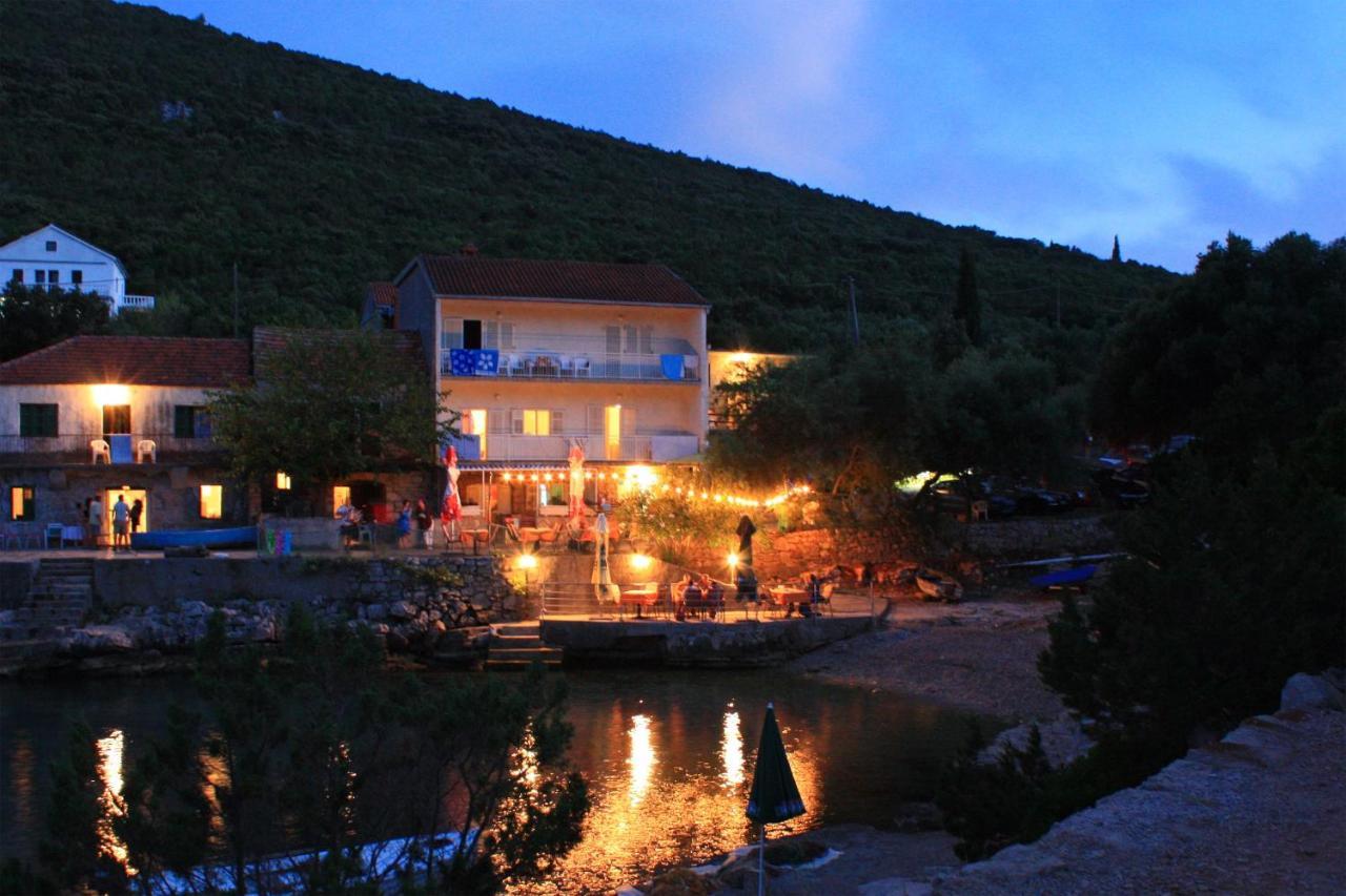 Apartments By The Sea Cove Zarace - Gdinj, Hvar - 2047 Eksteriør billede